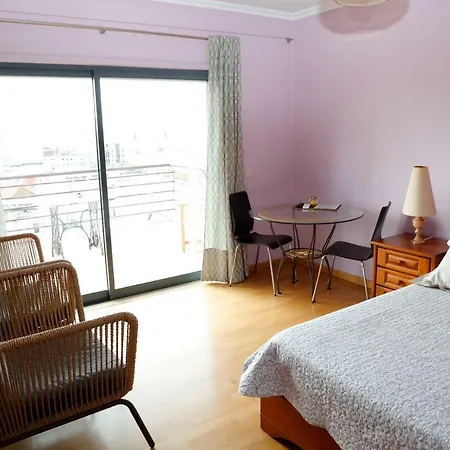 Bellavita ゲストハウス ファロ