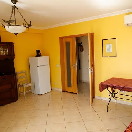 Bellavita Guest house